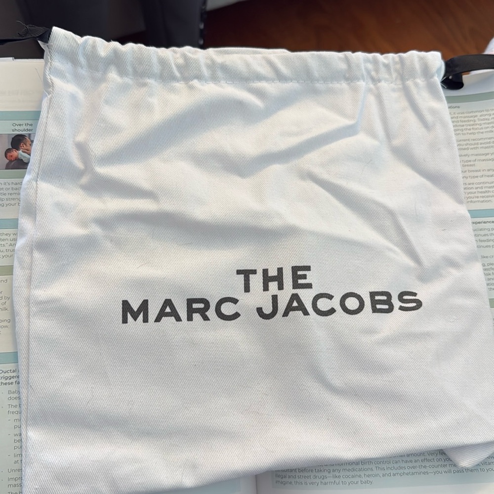 Drawstring dustbag for Marc Jacobs